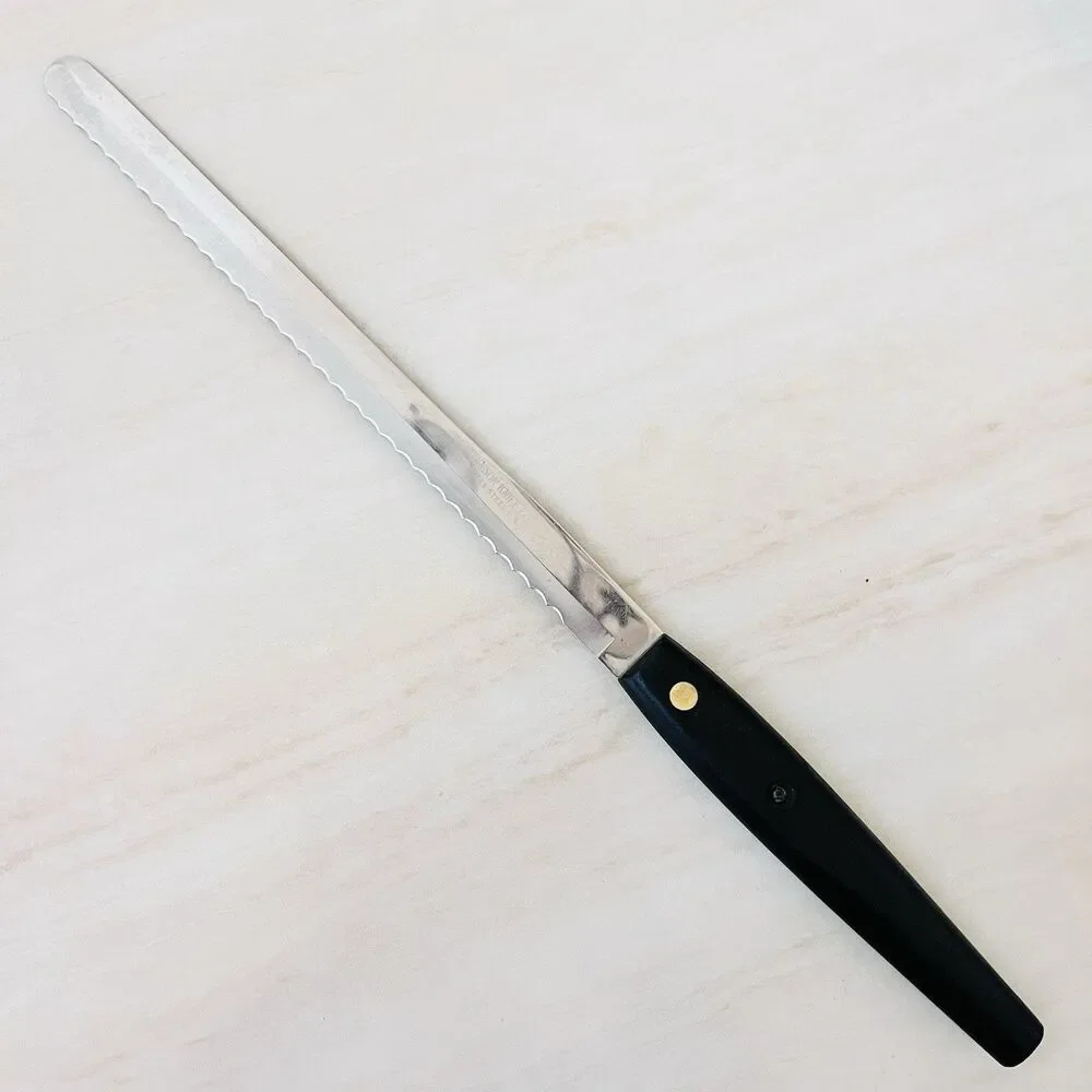 2 Vintage Robinson Knife USA Serrated Bread Knife Slicing/Carving Black Handle